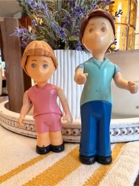 Little Tikes vintage Figure Toy Set dolls